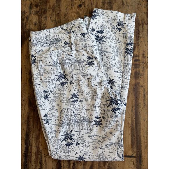 Old Navy Pixie Chinos Women’s Size 4 Scenic Pattern White And‎ Blue Cotton Blend - Picture 10 of 10